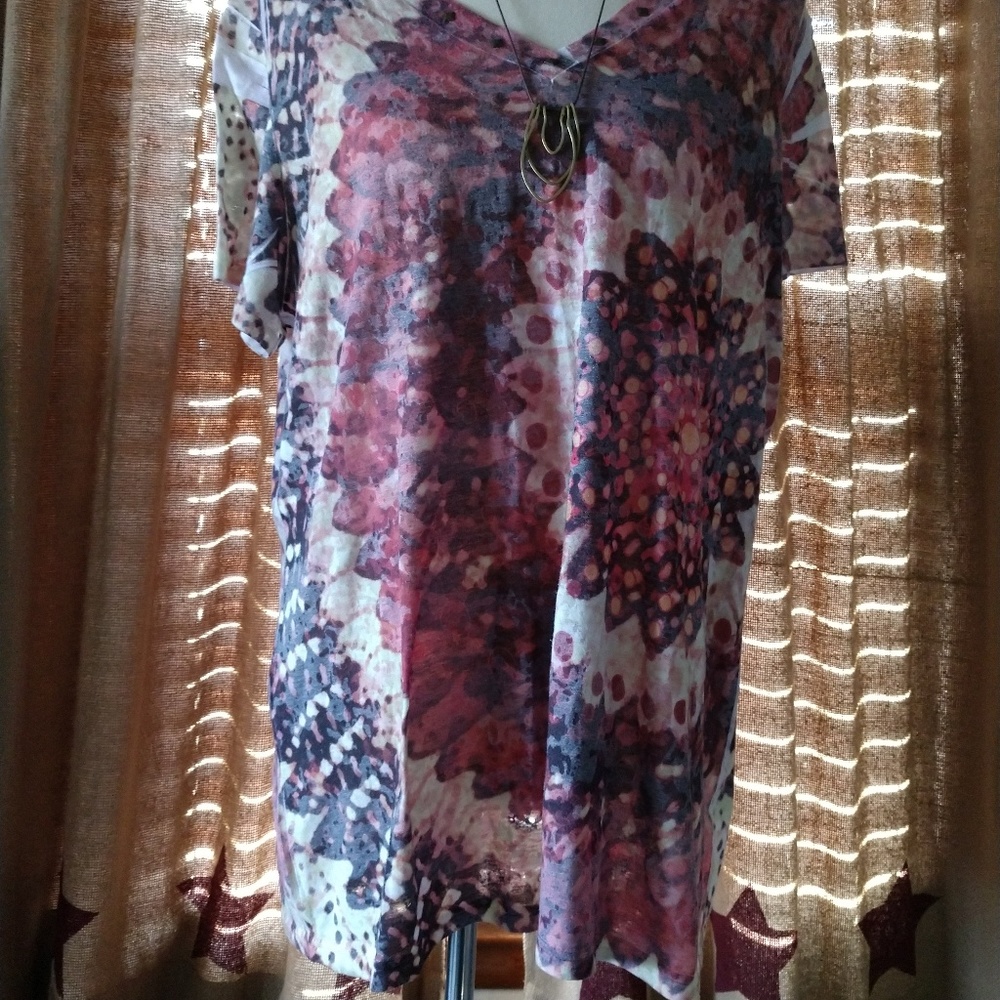 BOGO🇺🇸Maurices short skeeved tshirt